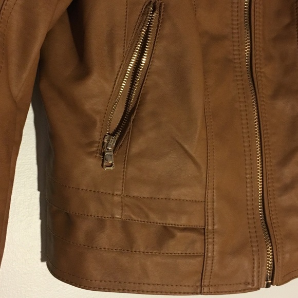 Ci Sono Cavalini Camel Faux Leather Jacket - Picture 8 of 8